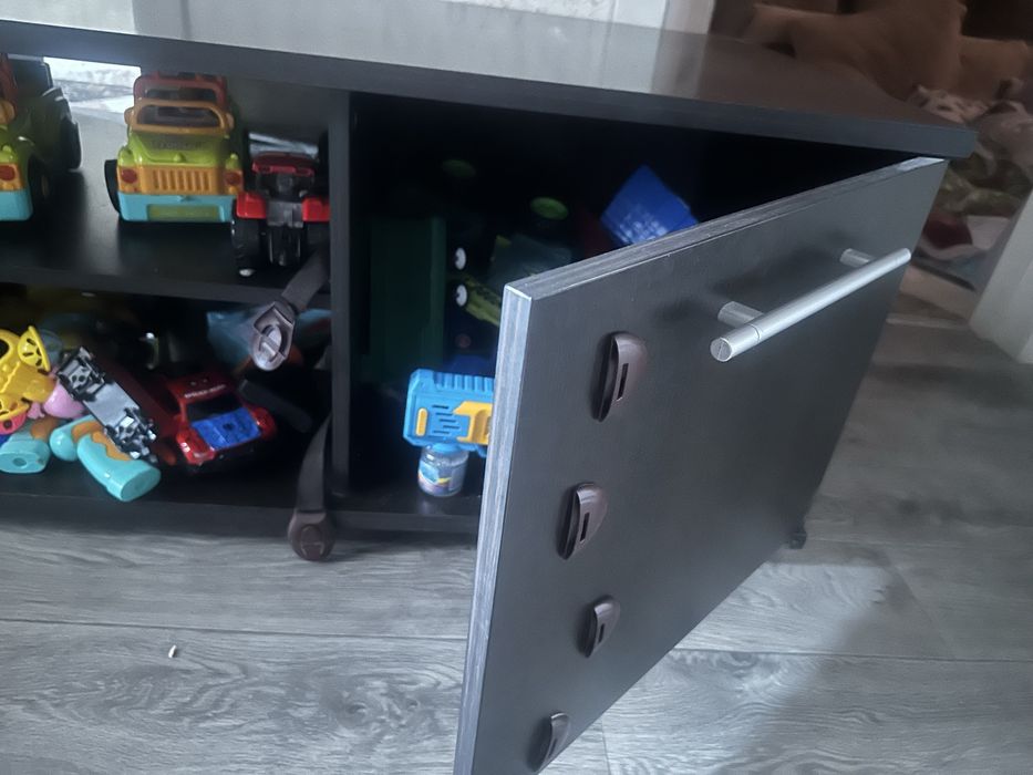 Тумбочка шкаф под телевизор