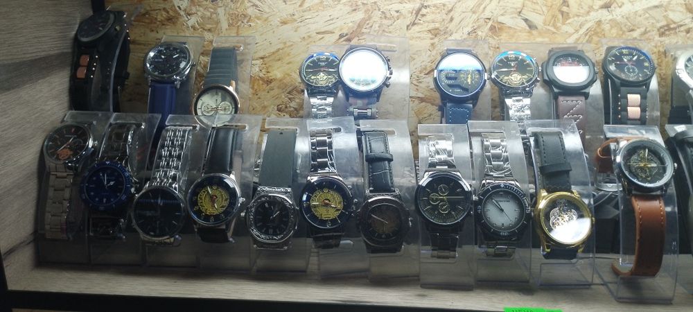 У нас в магазине идут скидки до 1 декабря, не упусти возможность