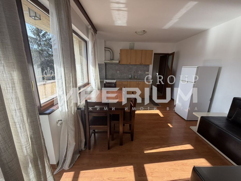 Двустаен обзаведен апартамент под наем в района на кв. Левски, гр. Ва