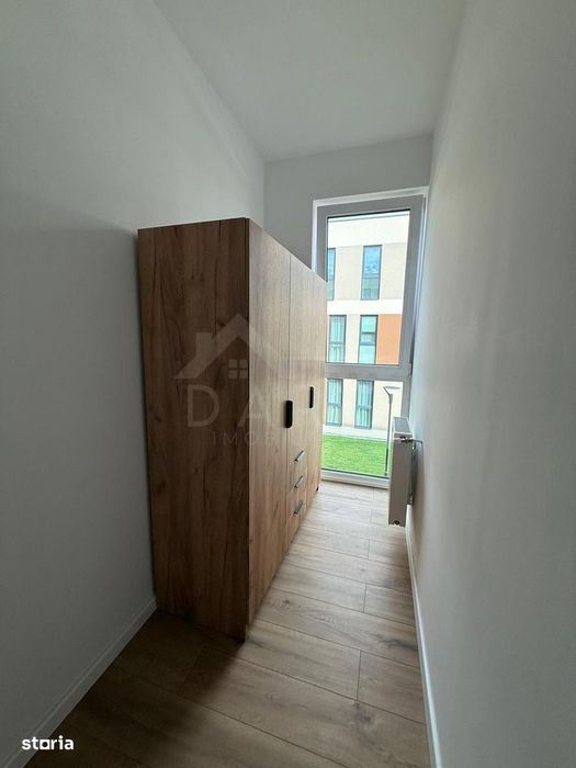 Inchiriez apartament cu 2 camere , bloc nou