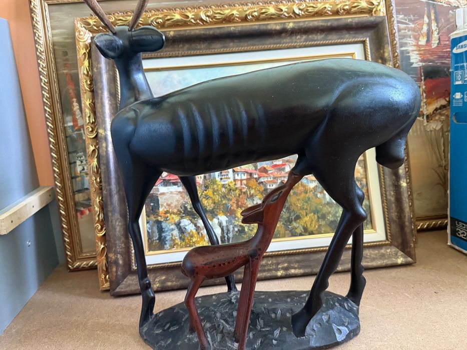 Антилопа от плътно абаносово дърво