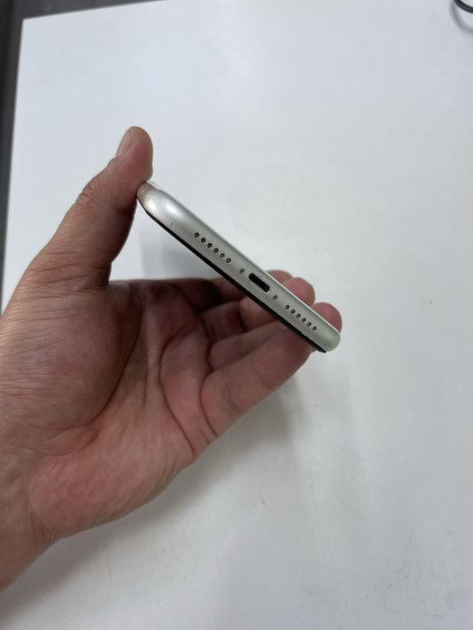 Iphone 11 (128ГБ) в идеальном состояний