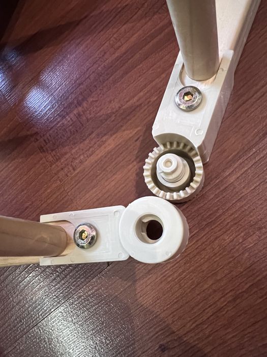 Дървена детска кошара