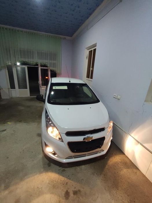 Moshinaga javob beriladi kelip tekshirip olasila moshina ishonarli