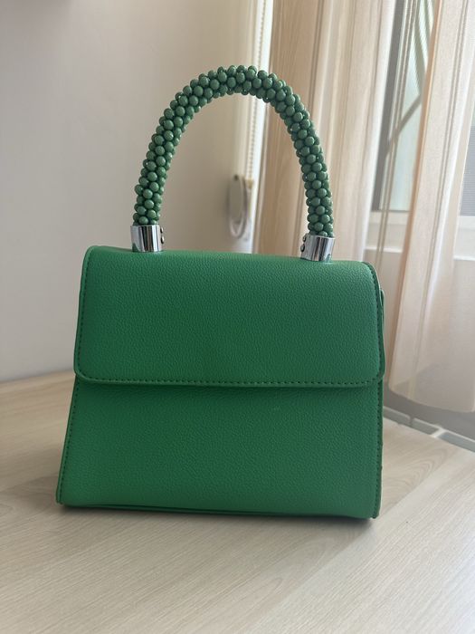 Зелена лятна чантичка