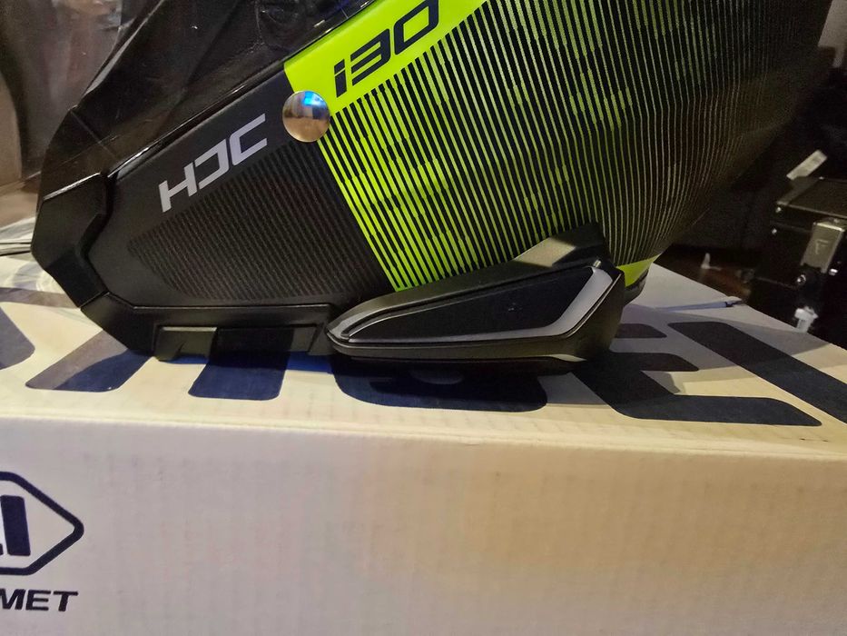 Каска HJC i30 размер М с комуникация HJC 20B