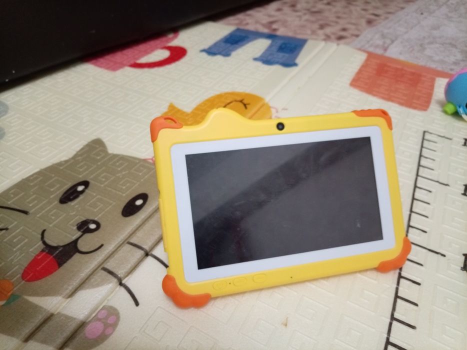 Планшет продам память 128 гб