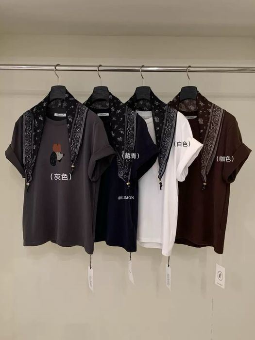 Распродажа женской одежды.