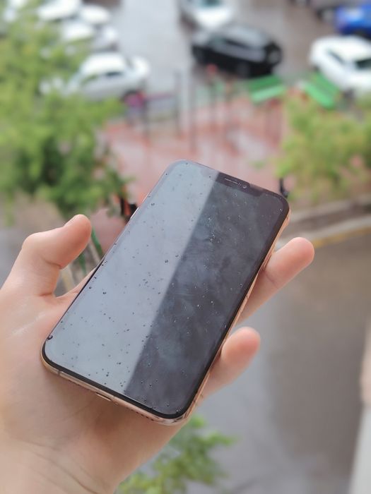 Срочно Продам Айфон xc xs