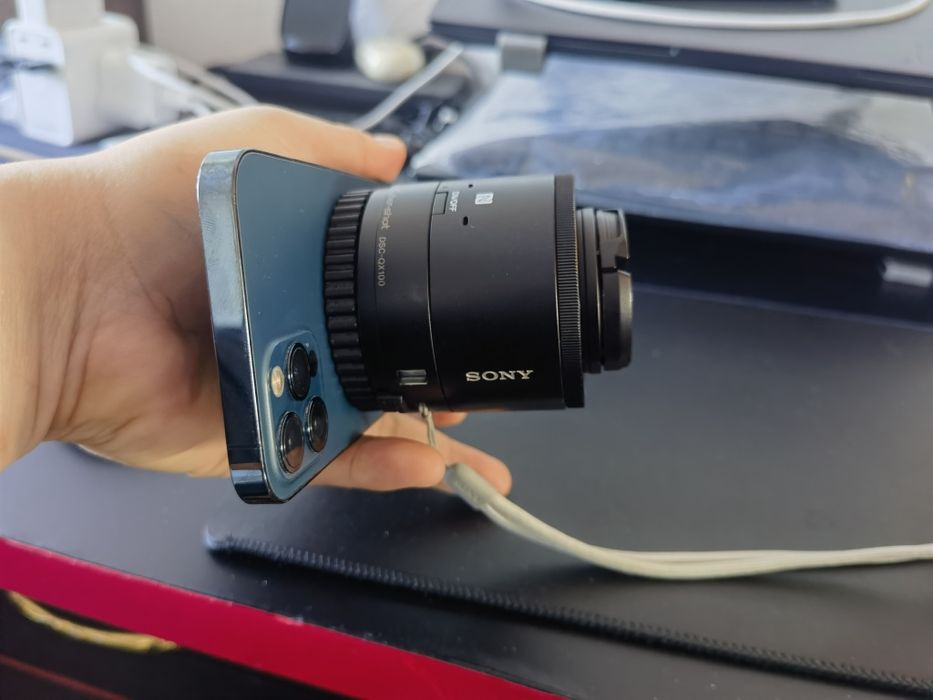 SONY QX100 объектив