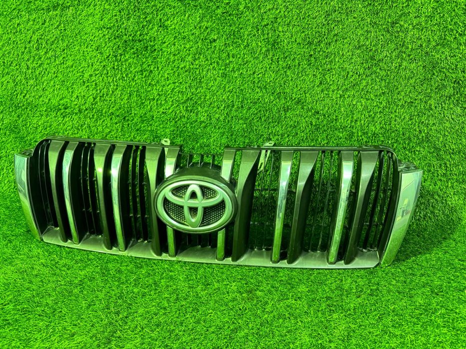 Решетка радиатора Prado 150