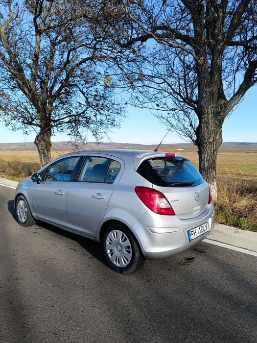 Opel Corsa D 1.2 Benzina
