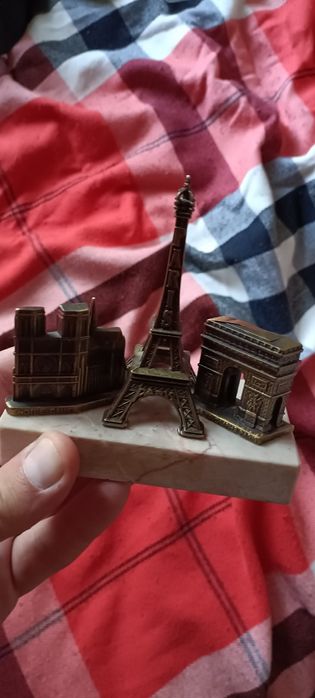 Сувенир из Франции