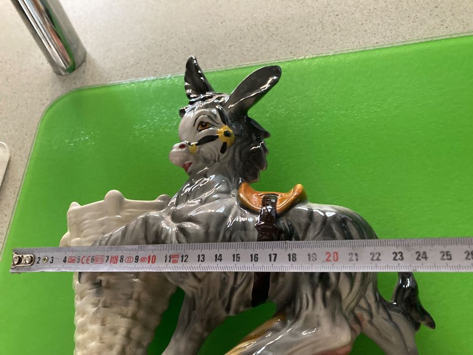 Винтидж керамична декорация / ваза