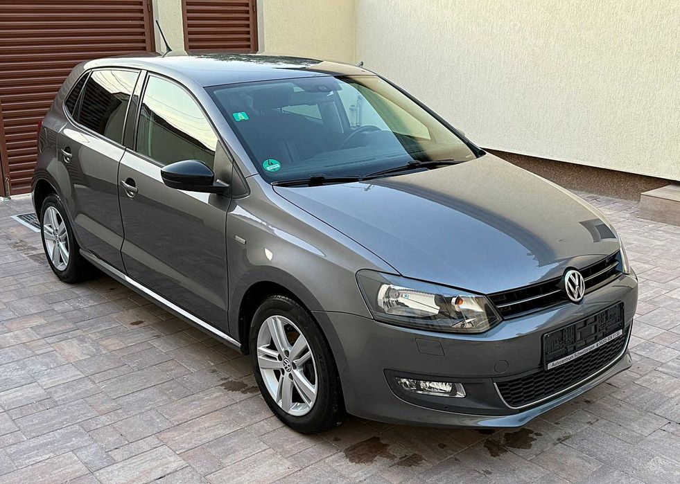 VOLKSWAGEN Polo 2013 — imagine 3