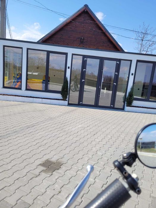 Spatiu comercial  de inchiriat, cu vad format