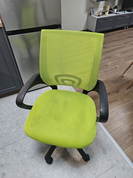 Офис стол Зелен като нов