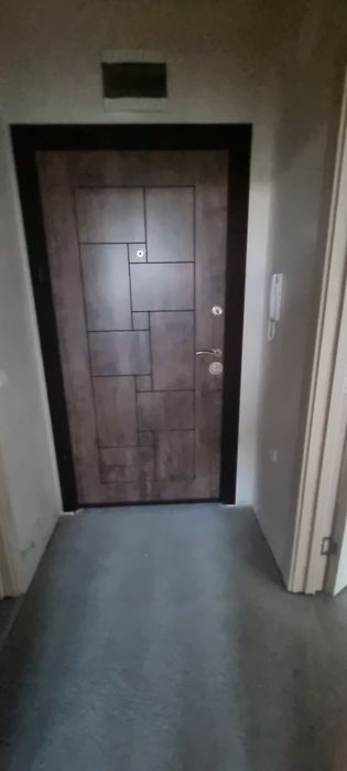 Продава се Двустаен апартамент в Стара Загора, Център - 68 кв.м за 1309 €/кв.м - Снимка #2