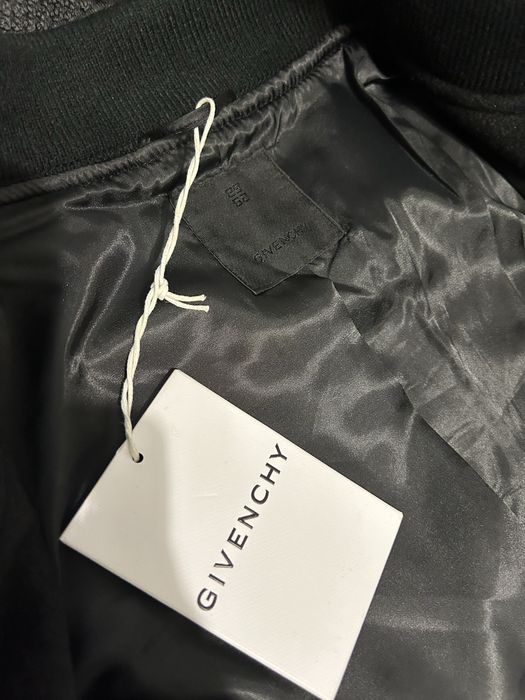 Jacheta din Piele Givenchy