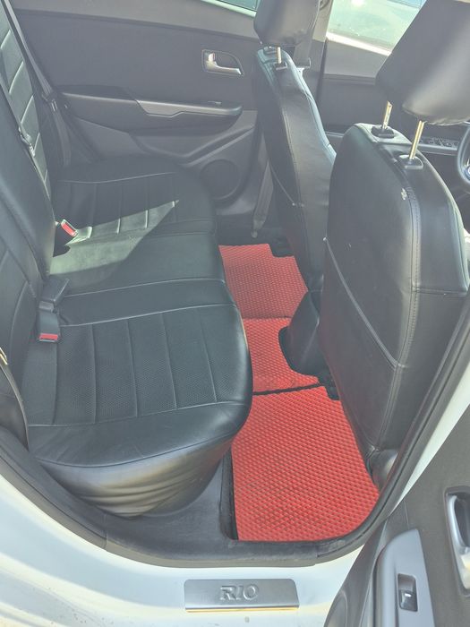 Автомобиль  киа рио