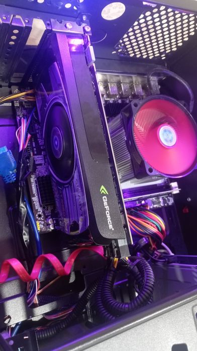 Xeon/GTX460/Ram8gb/HDD500