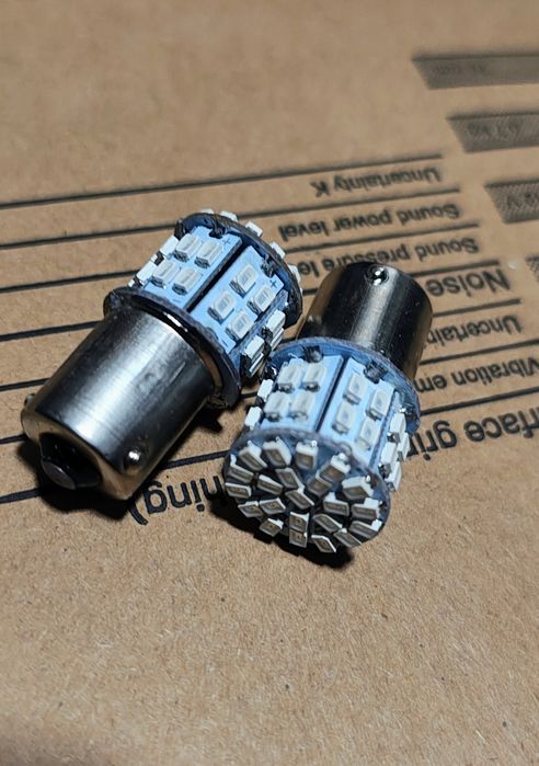 Becuri Led P21 5W