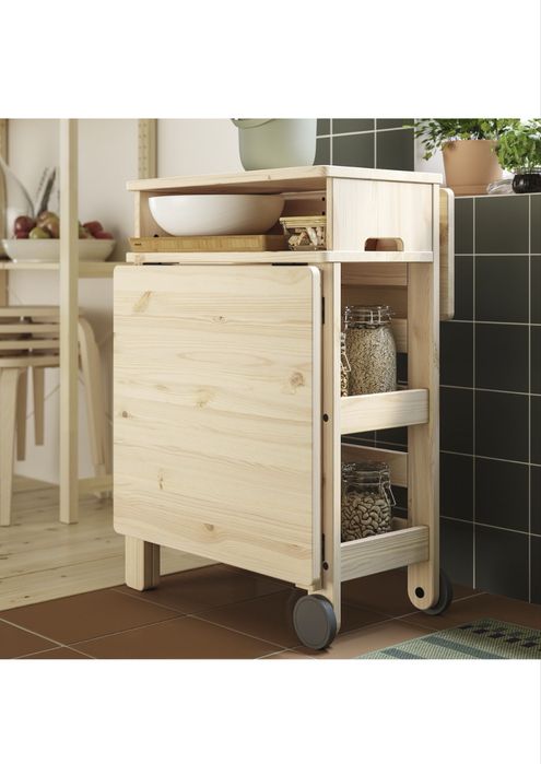 Resarö IKEA - Masă extensibila cu spatii de depozitare din pin