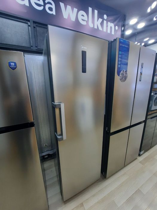 Продаю морозильную камеру ( 2 в 1 ) Midea идеальное состояние.