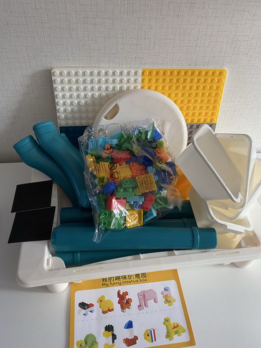 Комплект масичка, конструктор и столче - животни