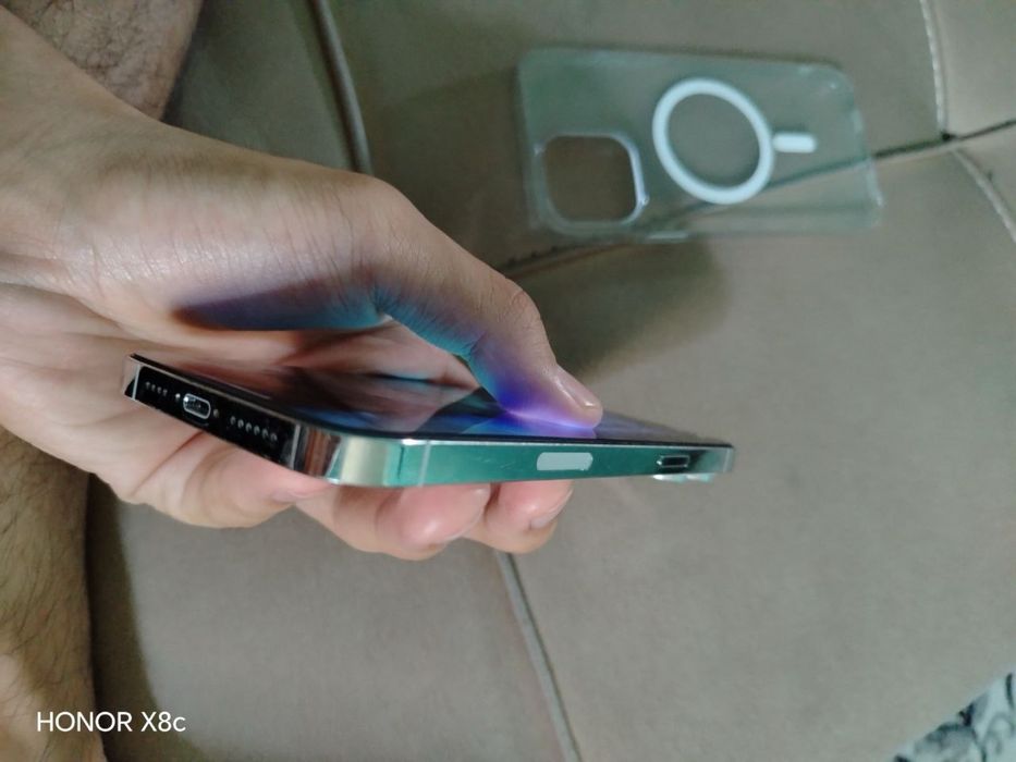 Iphone 13promax 128/84 tinniq