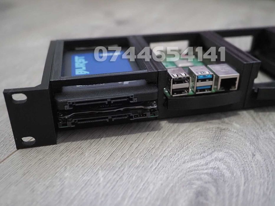 Carcasa Rack-Mount 1U pentru 4 x Raspberry Pi 4b si 4 x SSD