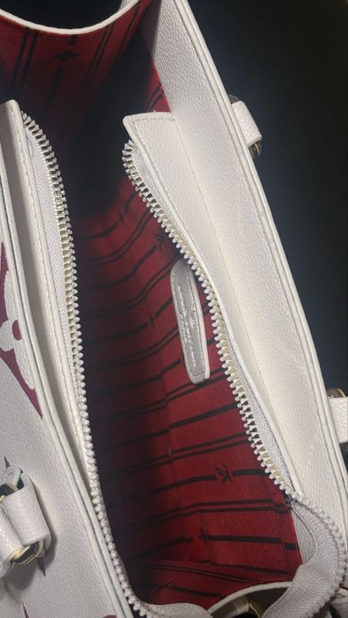 Geanta Louis Vuitton