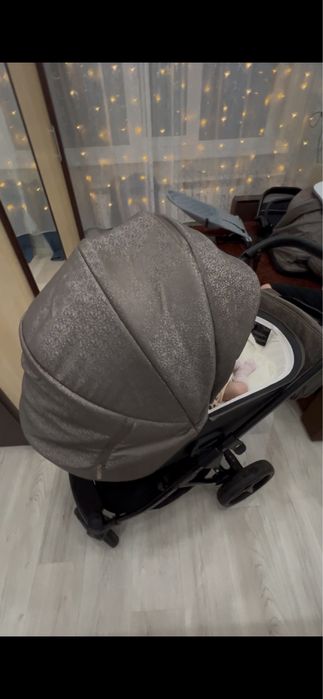 Продам коляску.