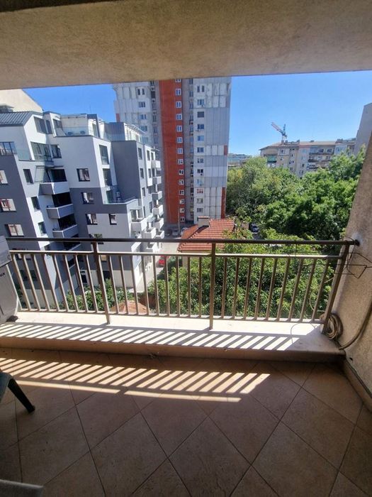 Дава се под наем Четиристаен апартамент в София, Лагера - 152 кв.м за 1100 € - Снимка #6