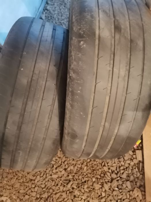 Продам шины 225/50R17
