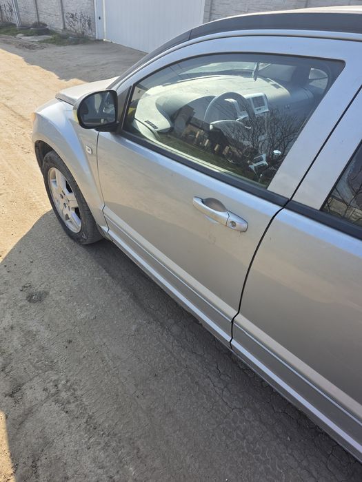 Dezmembrez Dodge Caliber 2.0 crd