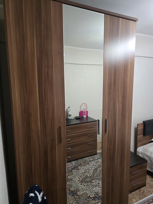 Продаётся спальный гарнитур