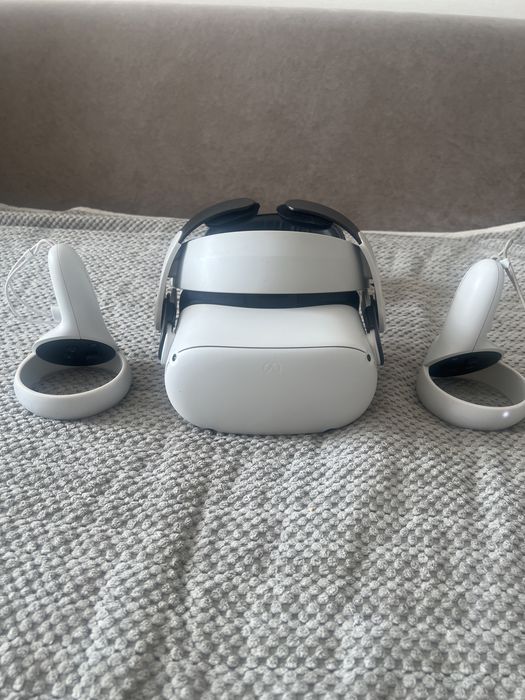 Oculus Quest 2 шлем