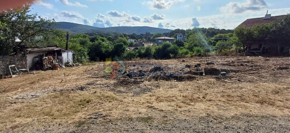 Продава се Парцел в с. Изгрев, Област Бургас - 935 кв.м за 27 €/кв.м - Снимка #2