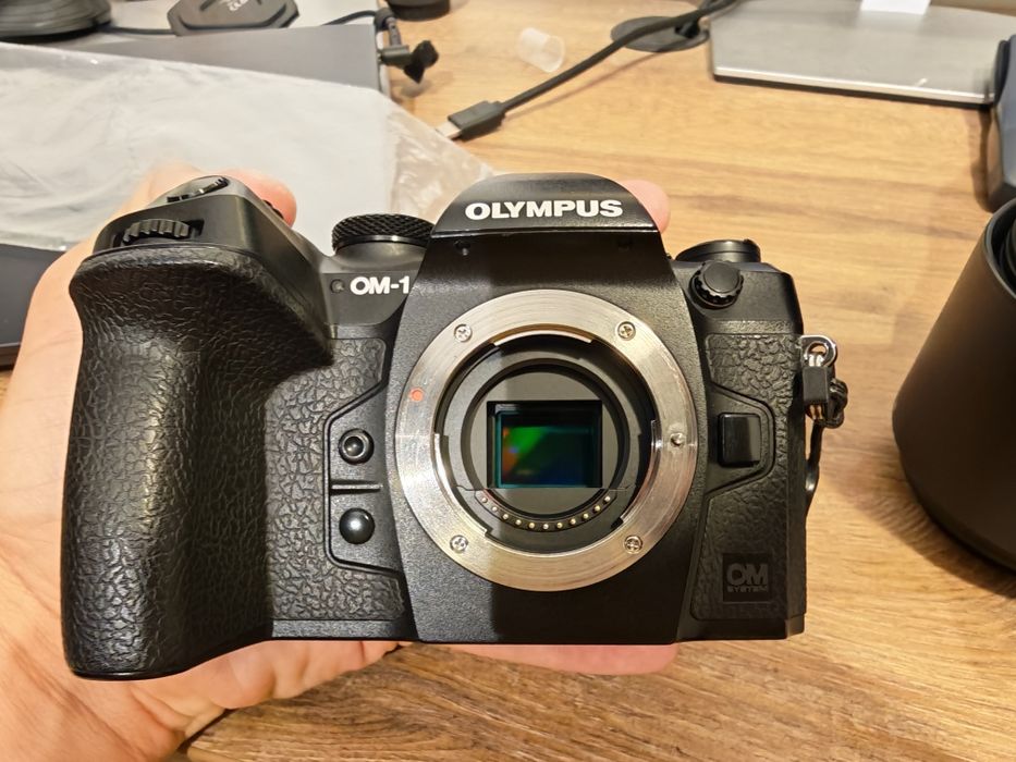 Olympus Om-1 în garanție