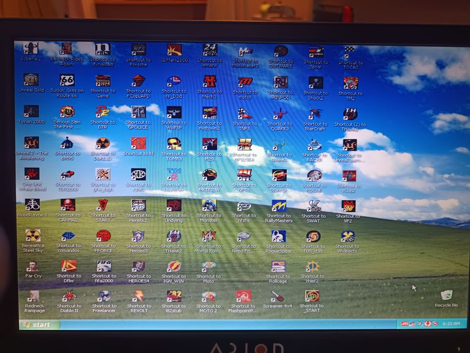 De vanzare unitate Retro AMD Athlon