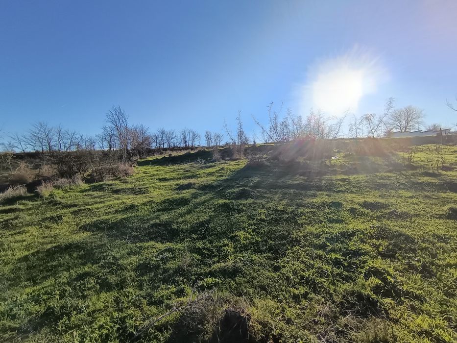 Едноетажна къща с мазе в Княжево