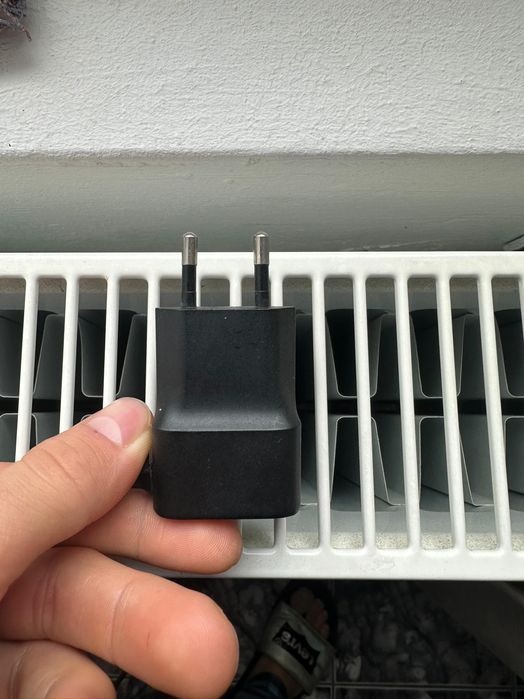 Încărcător complet original Nokia 120 mA 240 V, USB Micro-B, L =1,50cm