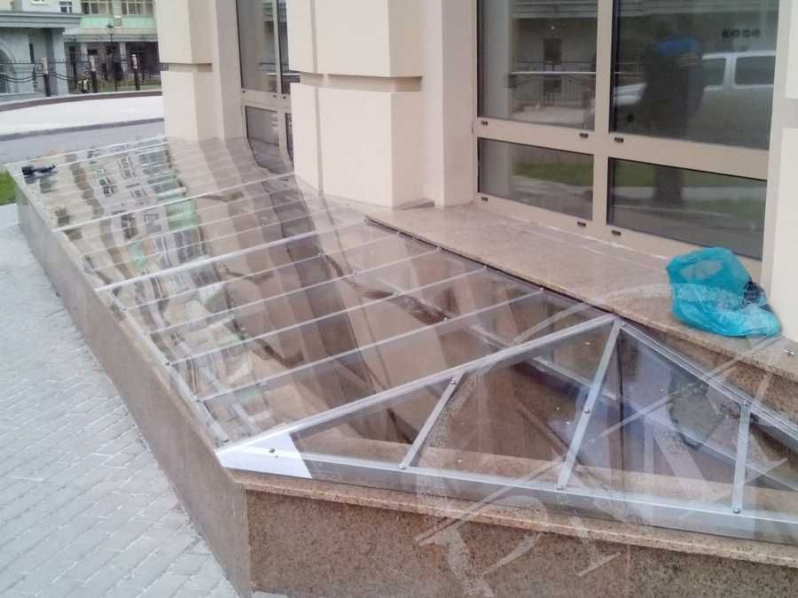 Монолитный поликарбонат 8мм