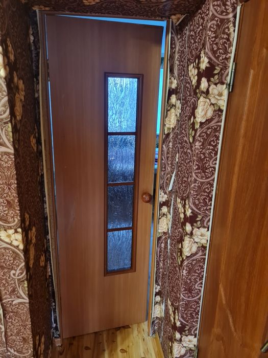 Продам двери в хорошем состоянии