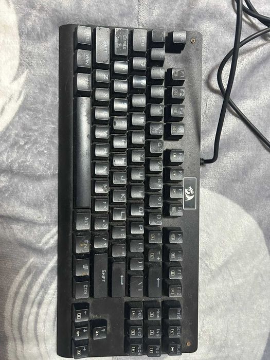 Tastatura Reddragon Dark Avenger