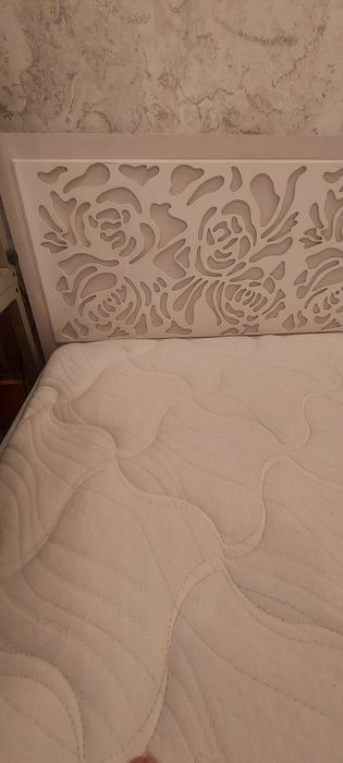 Кровать двухспальная