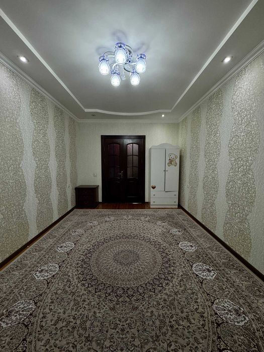 Продается 3-х комнатная квартира, базар Кадышева