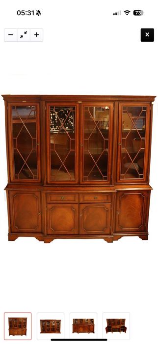 Mobiler de living din lemn masiv