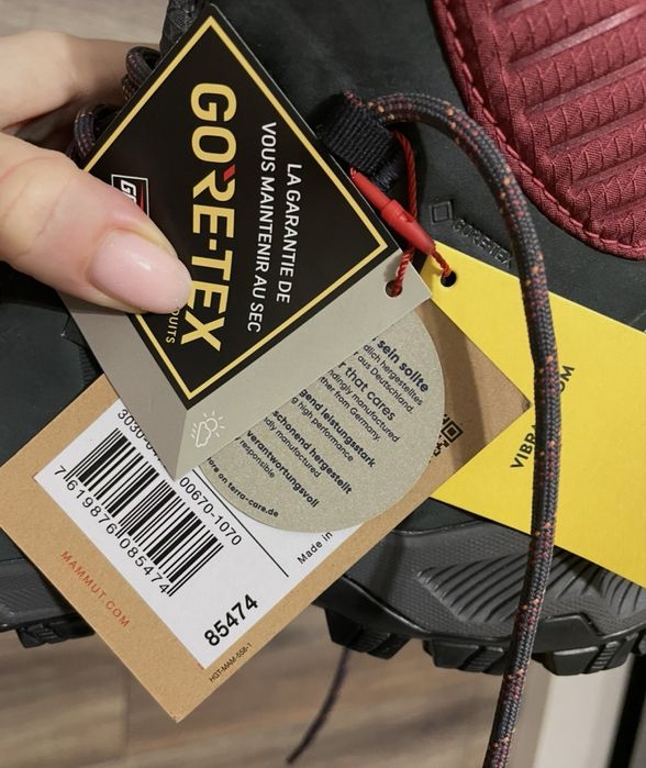 Продам ботинки 40 р., женские.